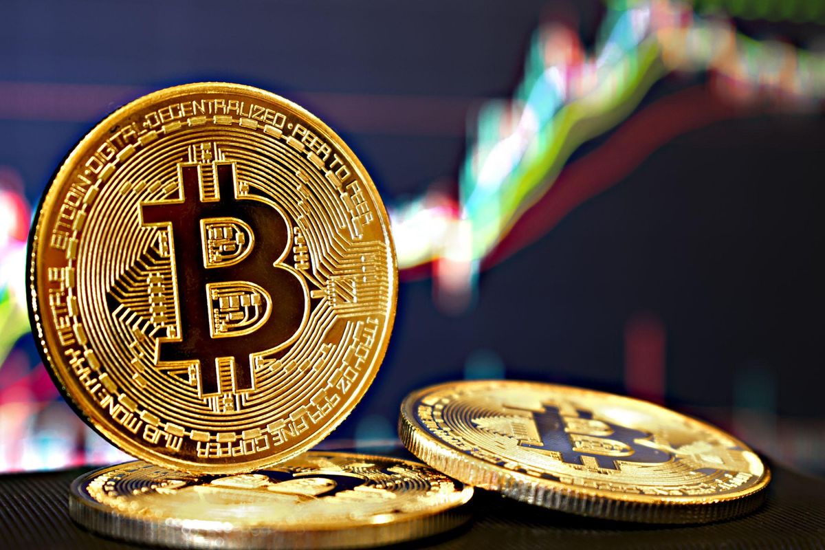 Il governo sfronda la cripto-giungla. «Ma ora si teme la fuga dei capitali»