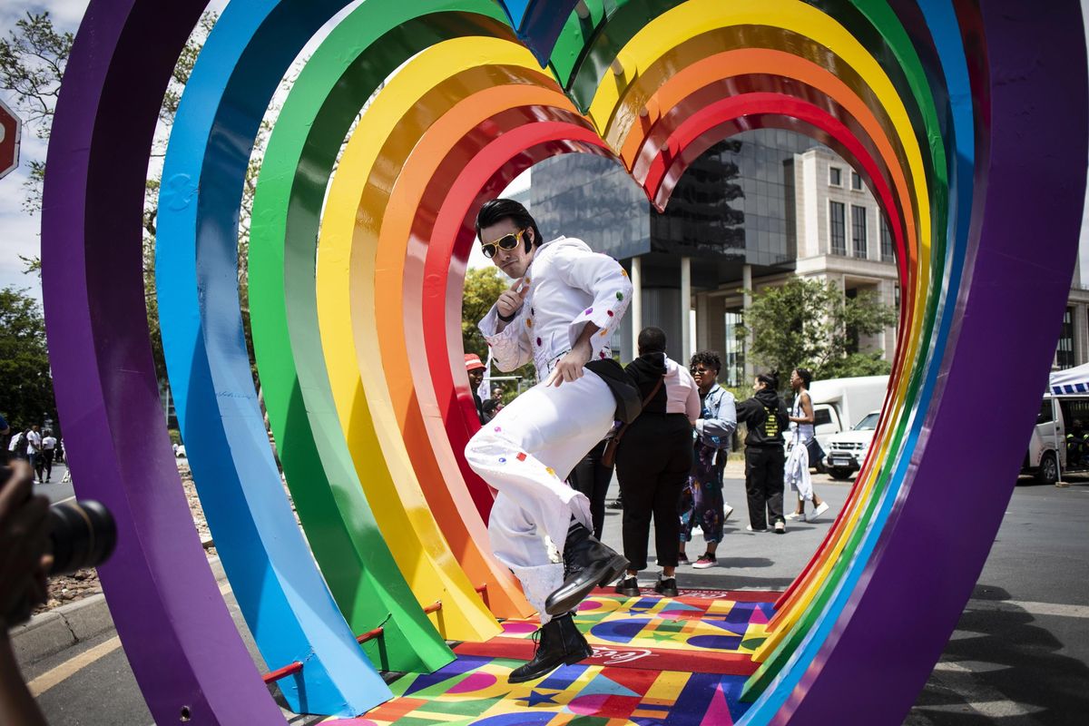 Femministe, lobby Lgbt e antirazzisti hanno rovinato pure la fantascienza