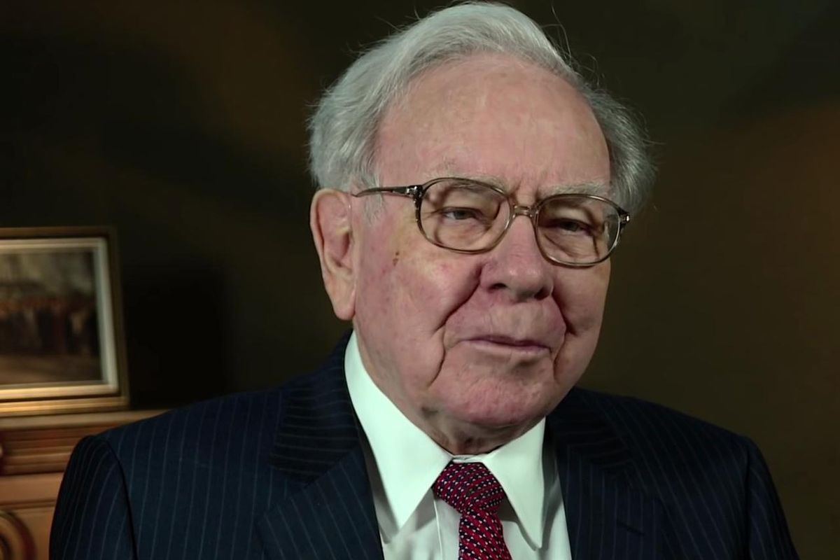 Warren Buffett, billionaire, wisdom, strategy, financial investments