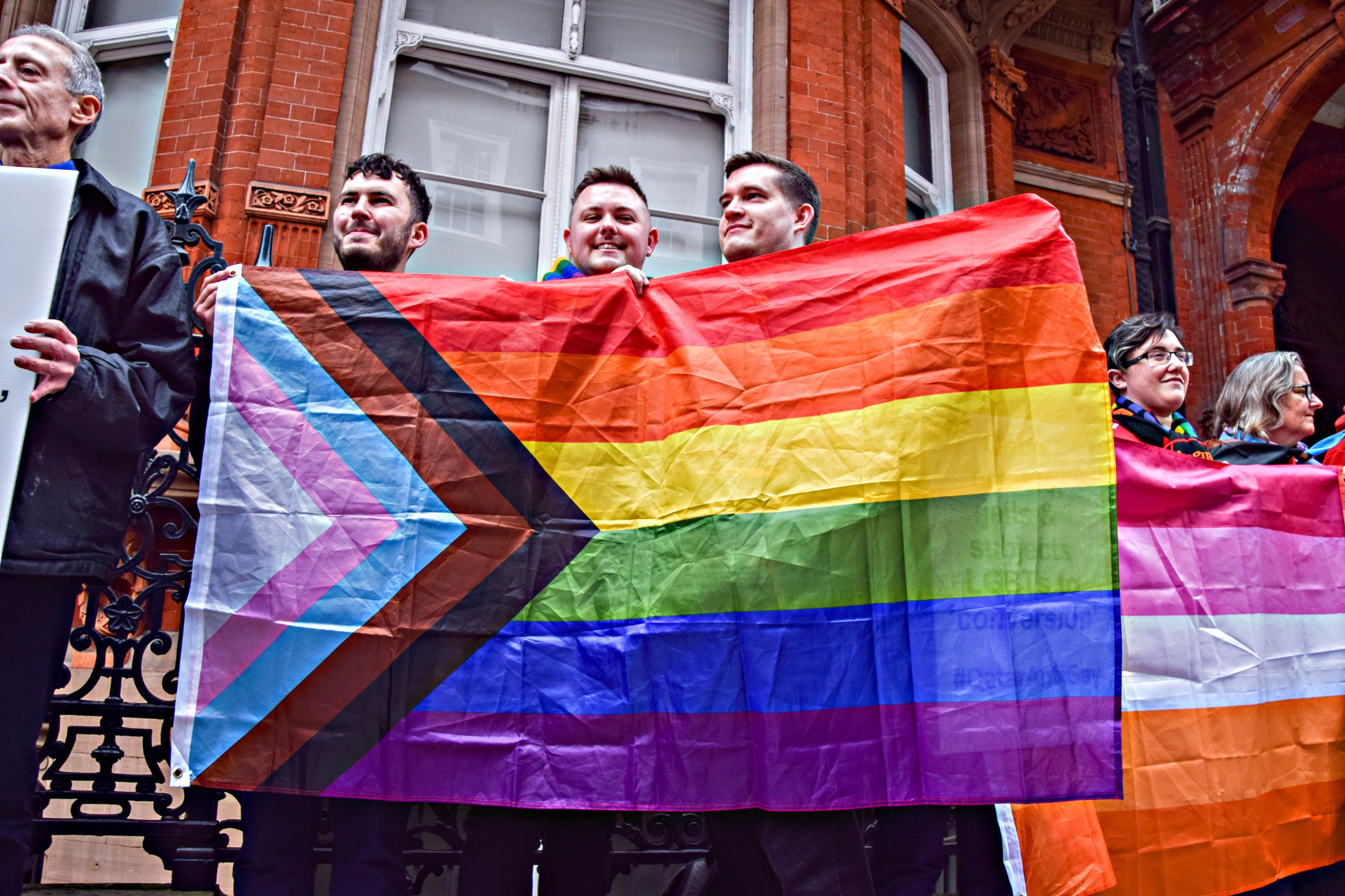 Se seguiamo la Consulta leviamo diritti ai gay