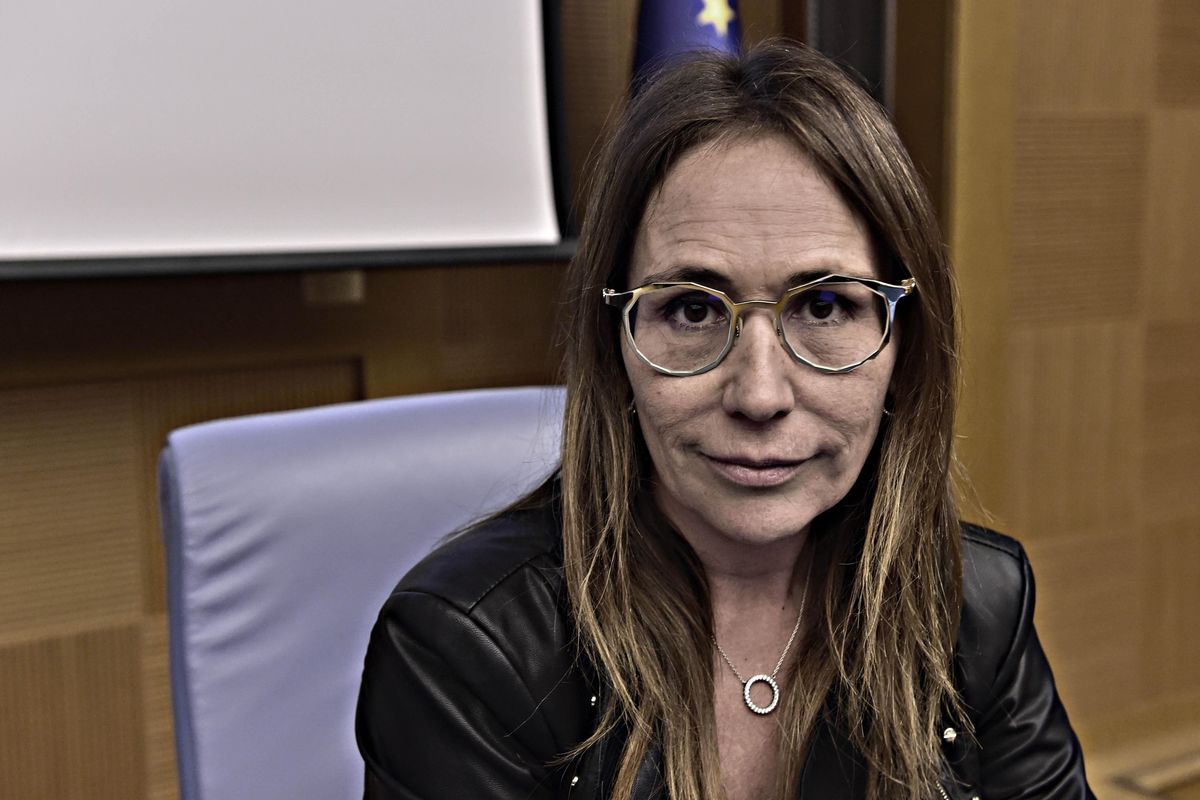 La deputata Ue grillina in trasferta a Doha