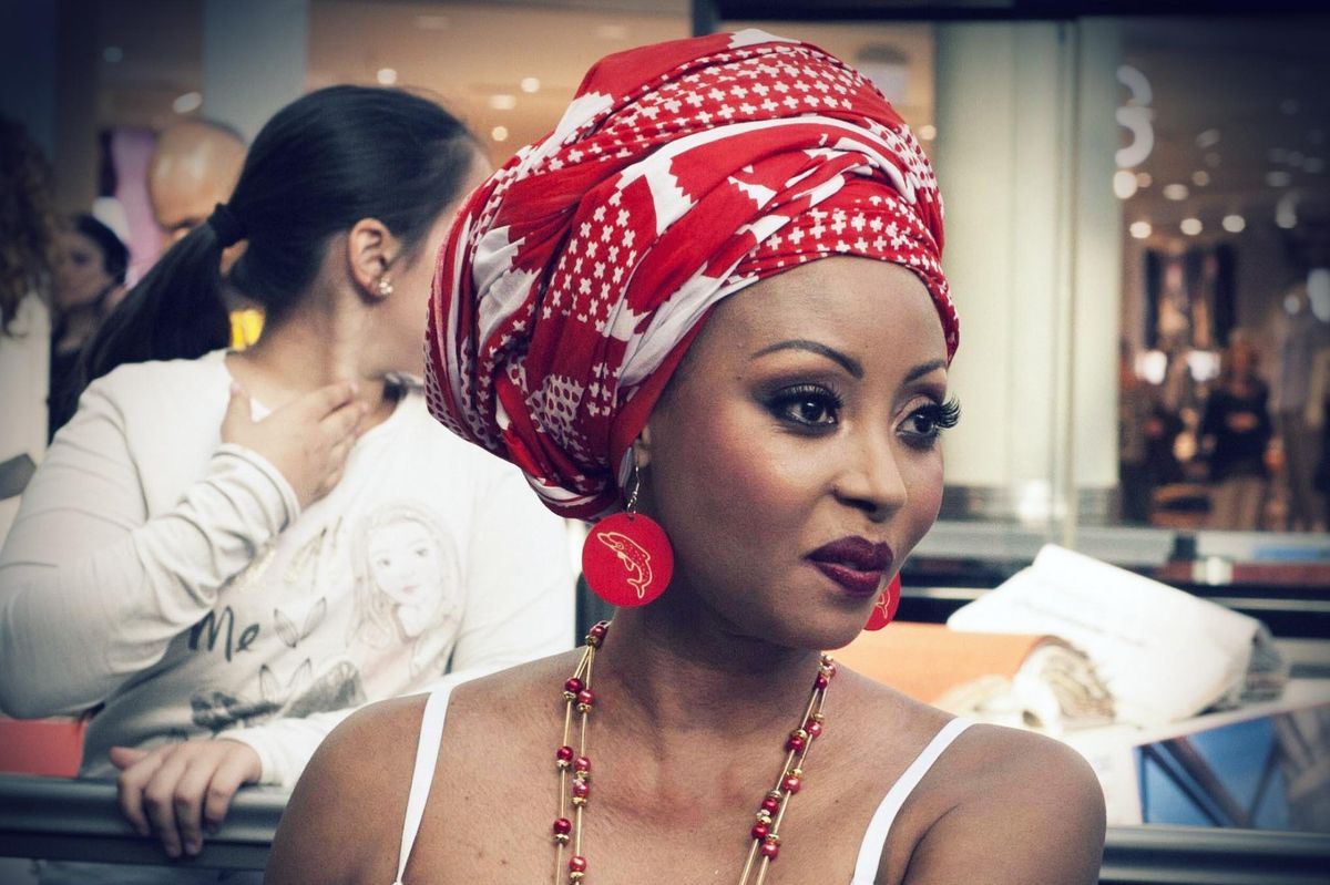 Gli ipocriti maestrini dalla penna rossa e la doppia morale che sfocia nel ridicolo