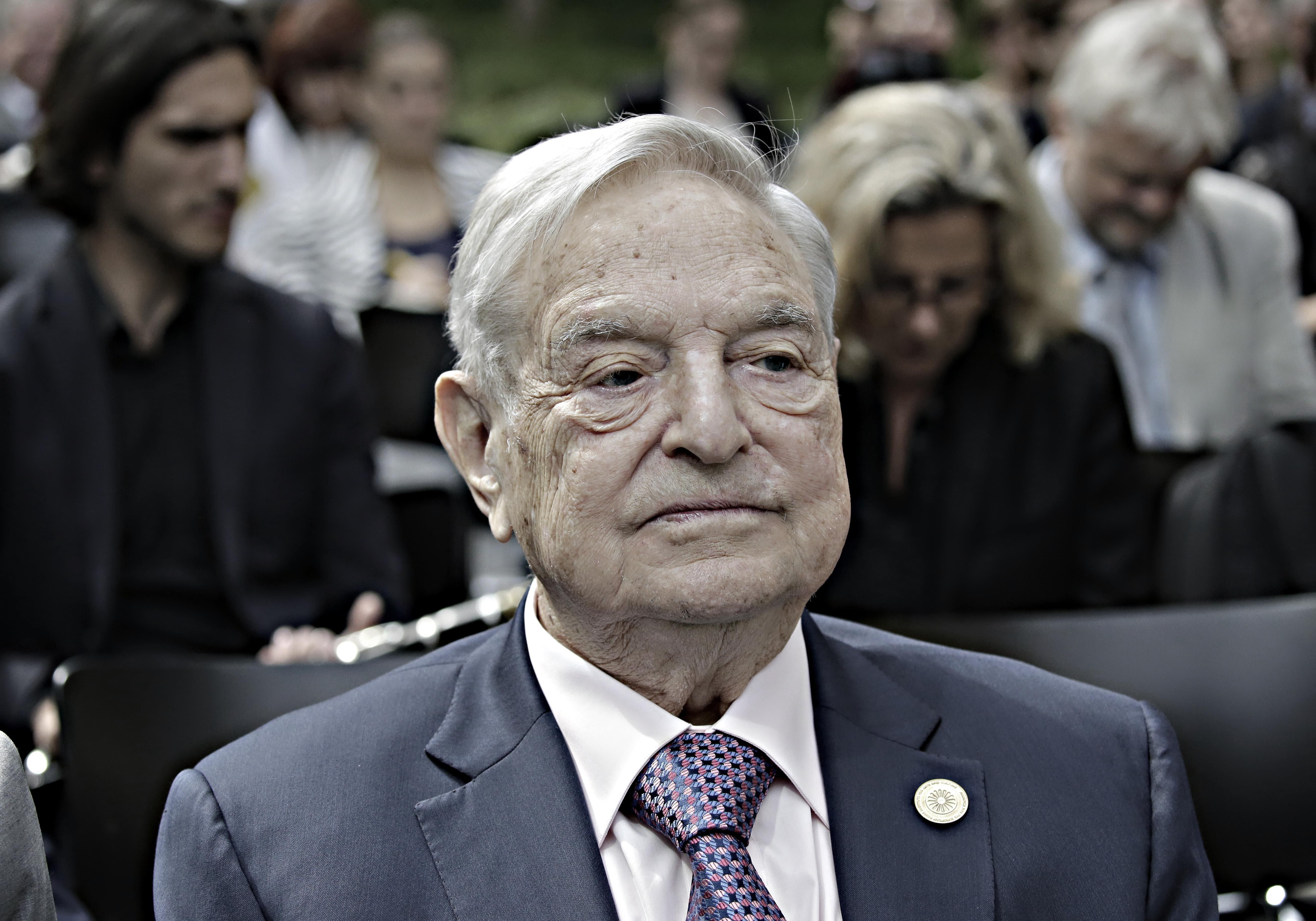 Qatargate, nella lista dei sospetti tanti «alleati affidabili» di Soros