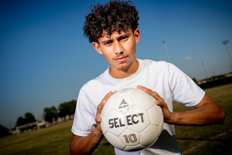PITCH PERFECT; Klein Forest Boys have special class, Girls to create