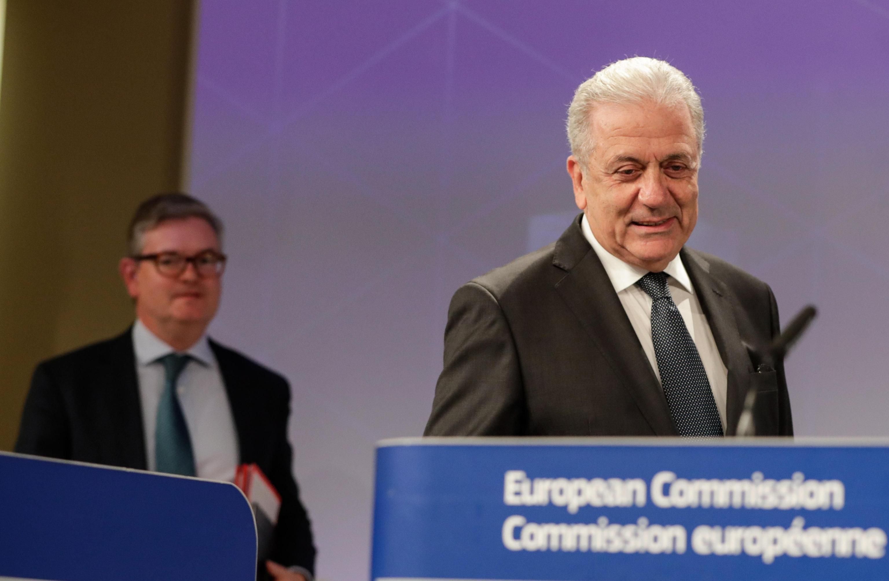 Il (finto) complotto e il (vero) marcio