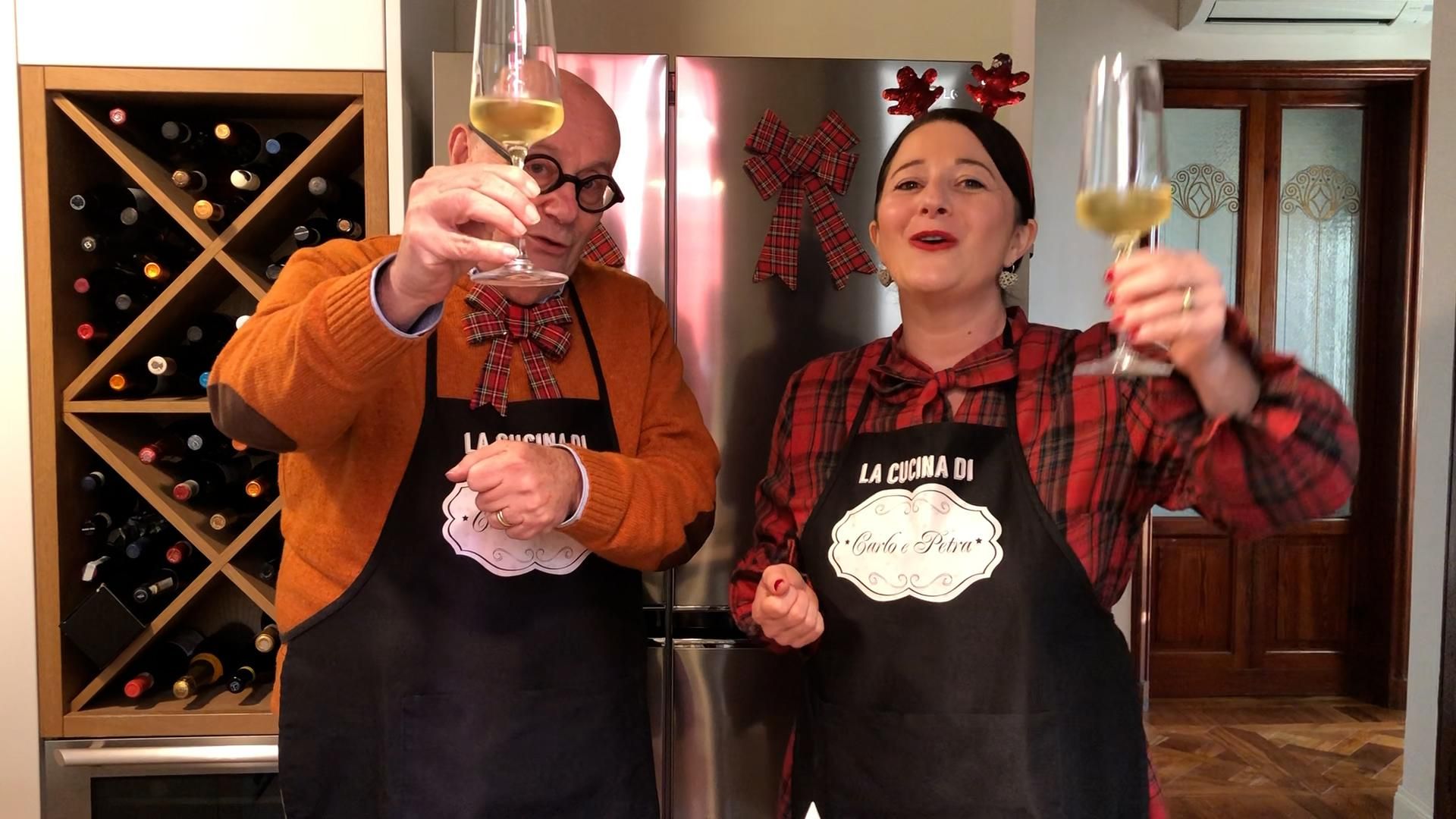 Le pillole di galateo di Petra e Carlo: il brindisi