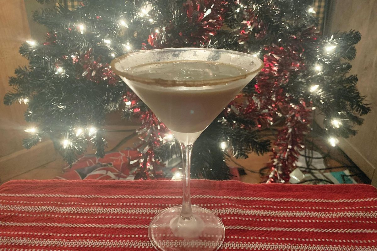 Welcome To Wonkette Happy Hour, With This Week's Cocktail, The Gingerbread Latte Martini!