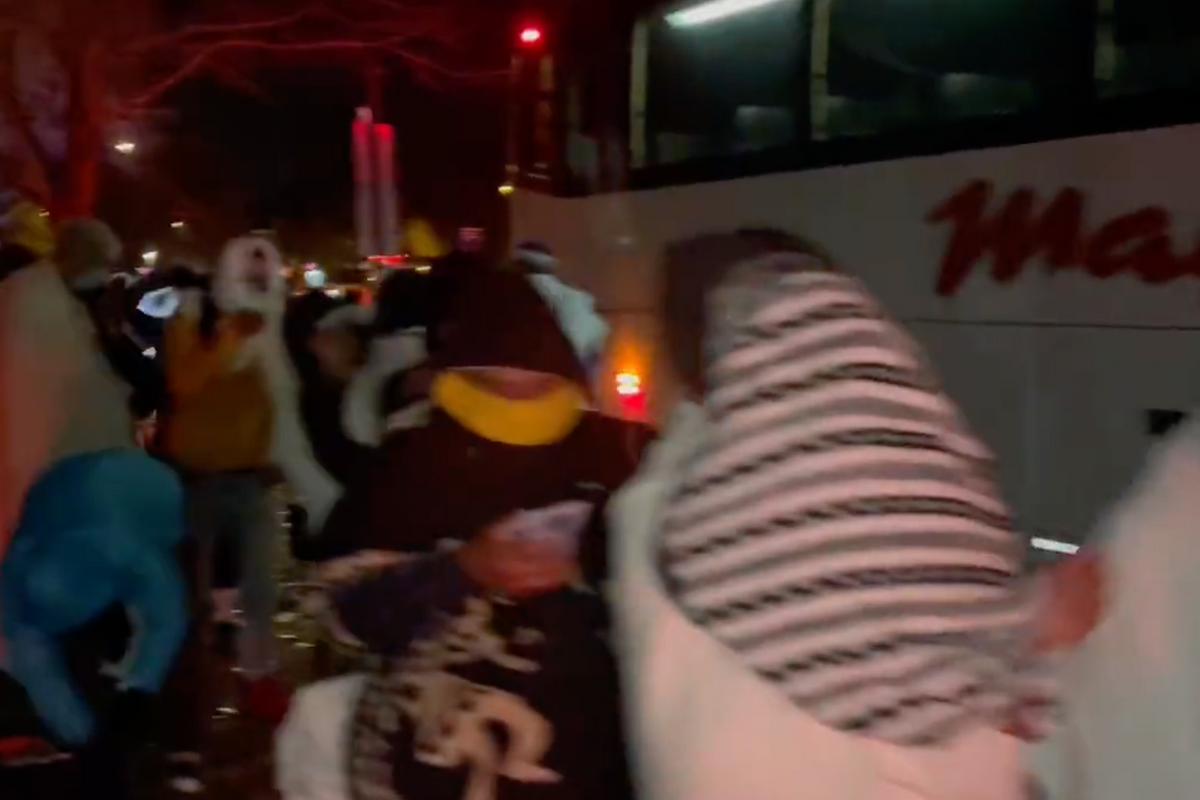 Did Greg Abbott Send Those Busloads Of Migrants To Kamala Harris's House? It Is A War On Christmas Mystery!