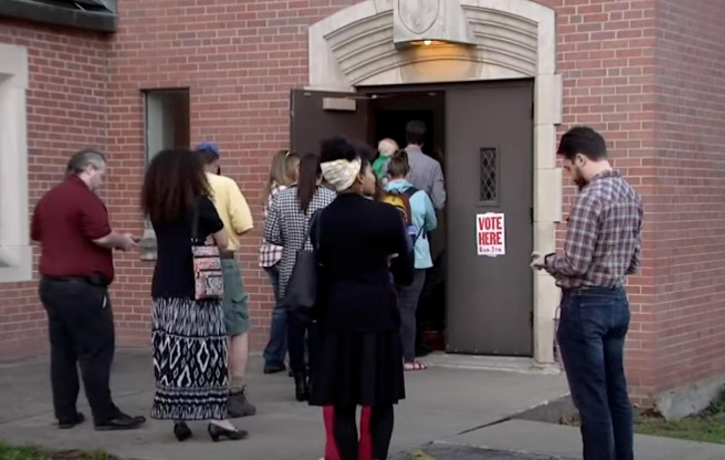 Poll: Confidence In 2022 Election Integrity Soars Among Republican Voters
