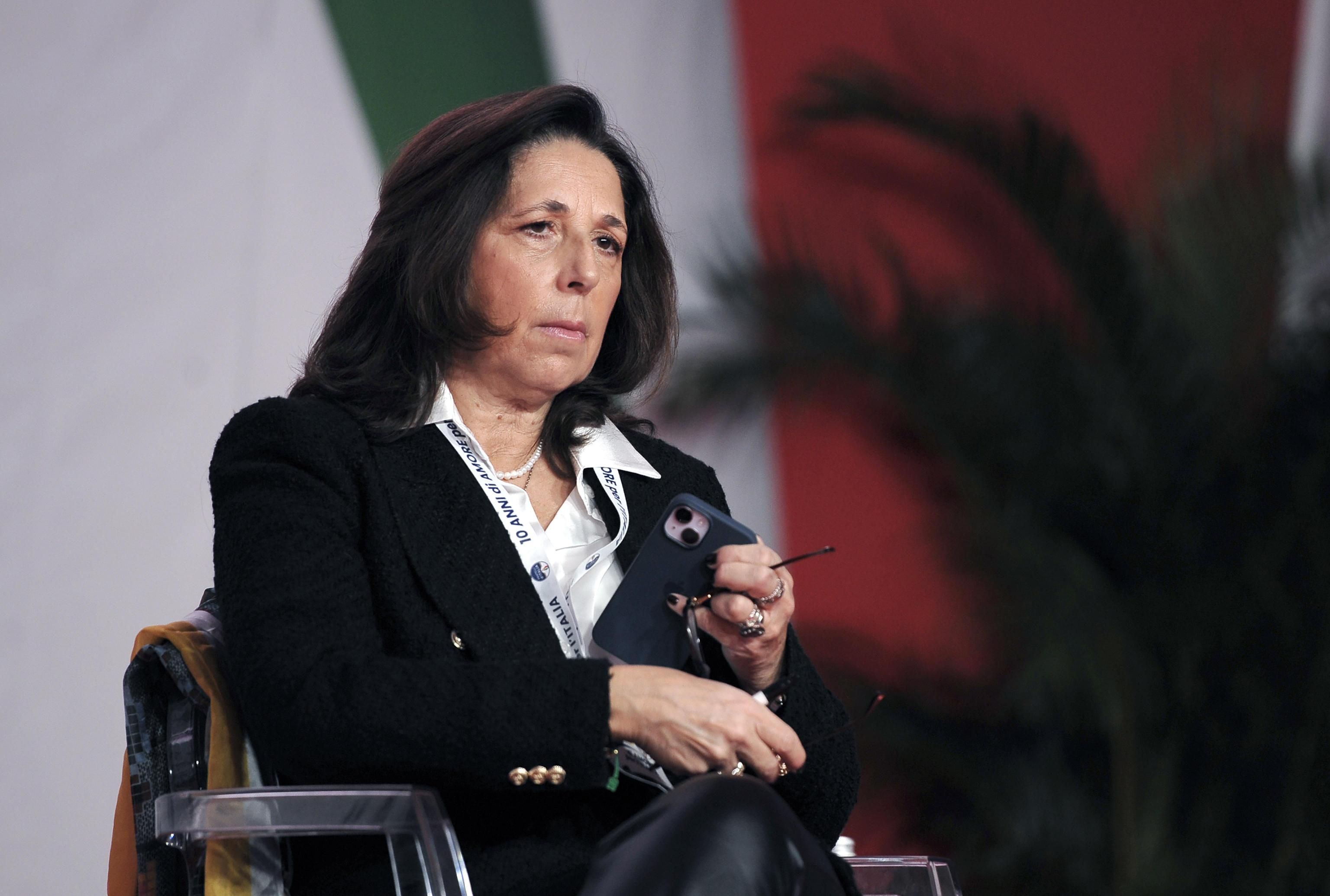 Ripudiare il fascismo non è più sufficiente. Adesso pretendono pure l’abiura del Msi