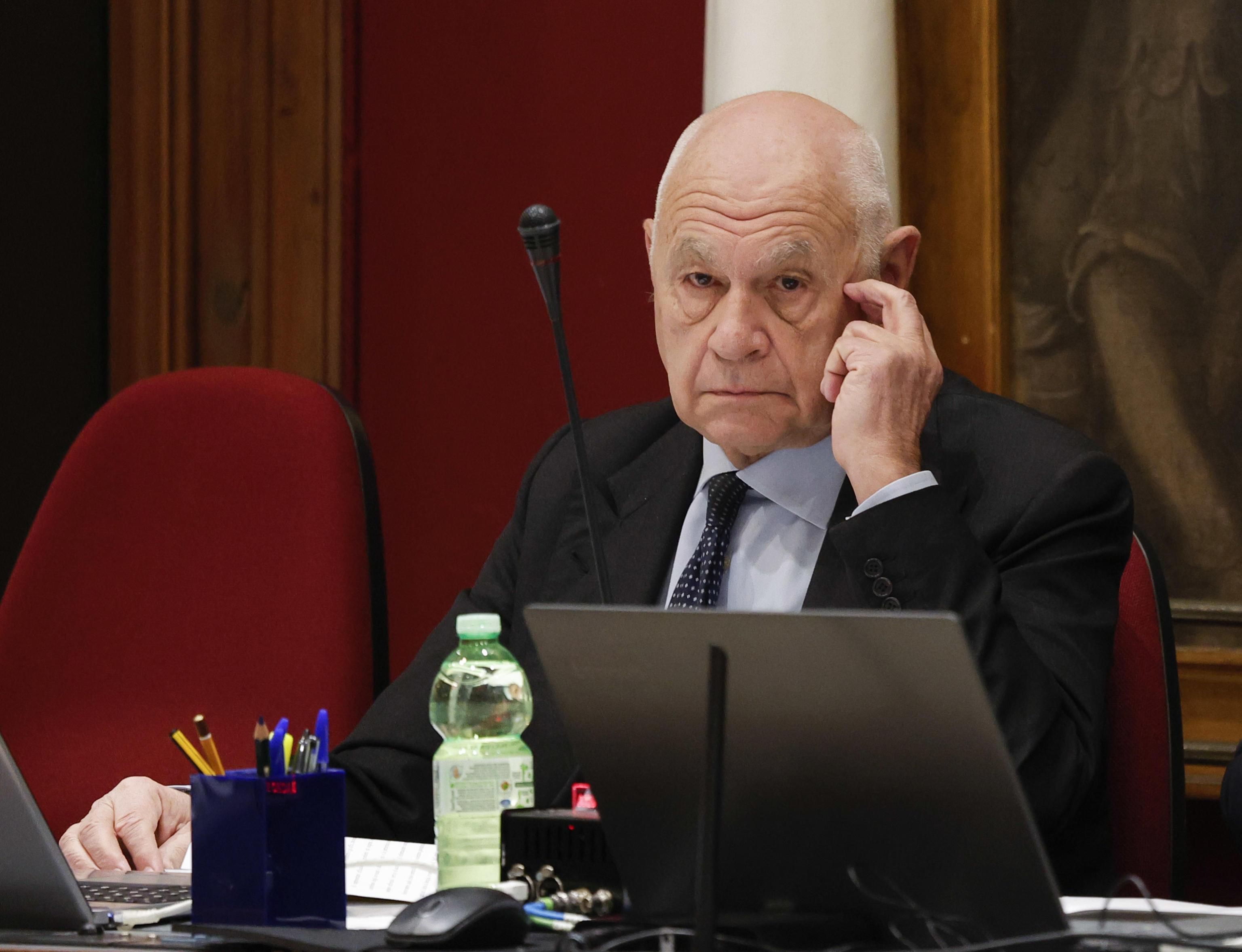 Nordio subisce la gogna giudiziaria perché rispetta Carta e programma