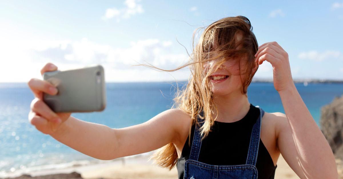 girl taking a selfie