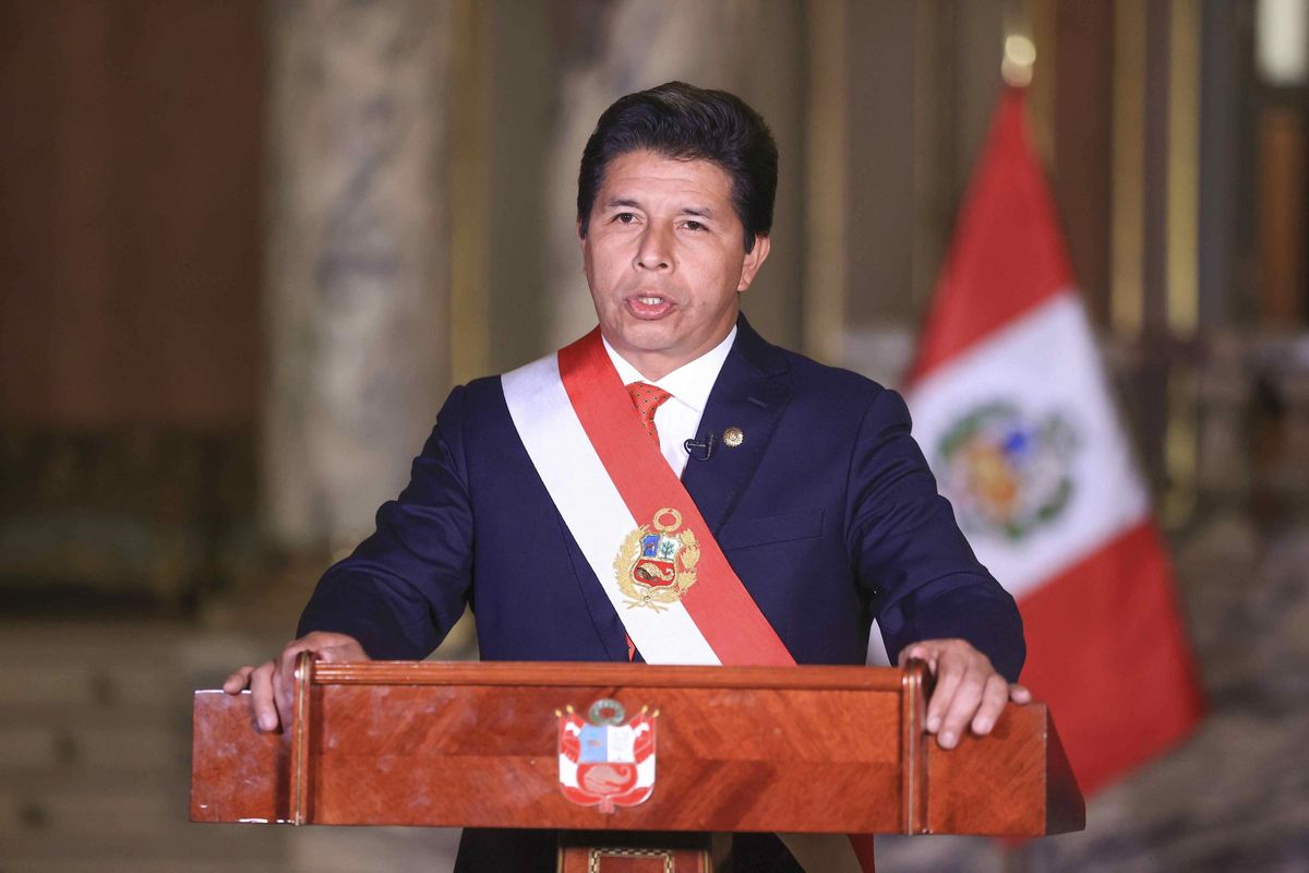 Perù, il golpe marxista non indigna