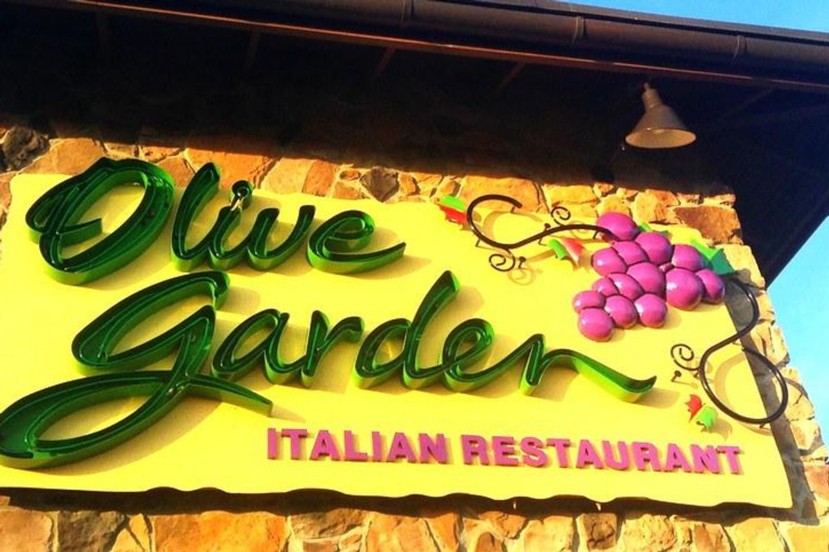 Olive Garden Manager Fired For Demanding Employees Bring Their Dead Dogs To Work