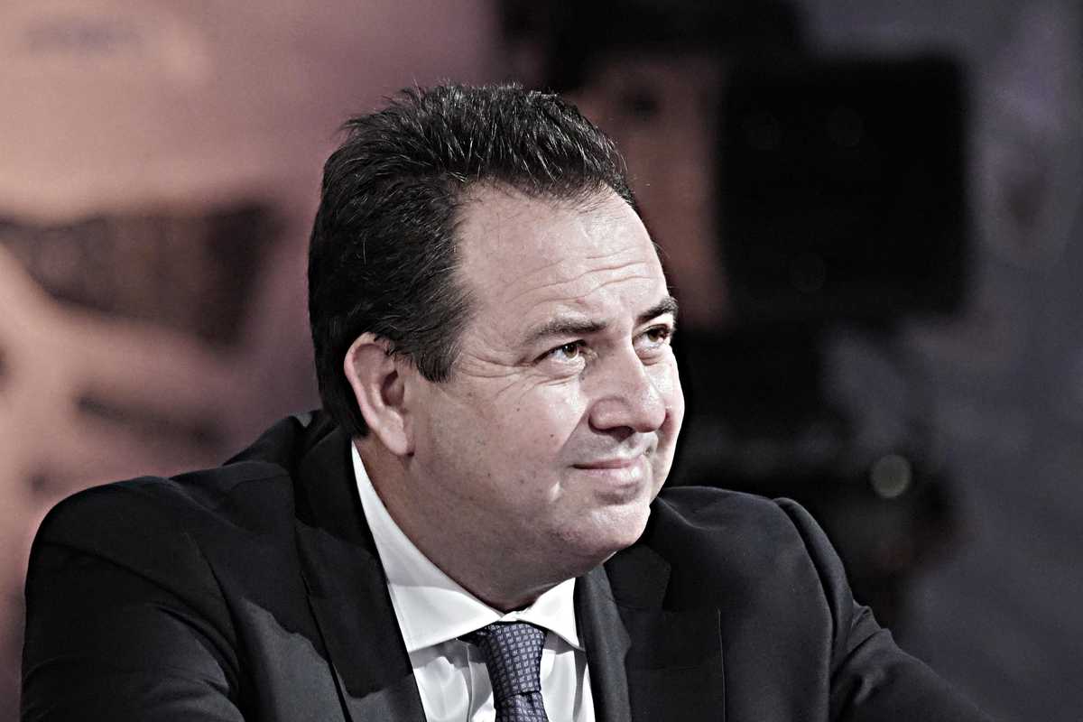 «Falsità da Amara, la querela non va archiviata»