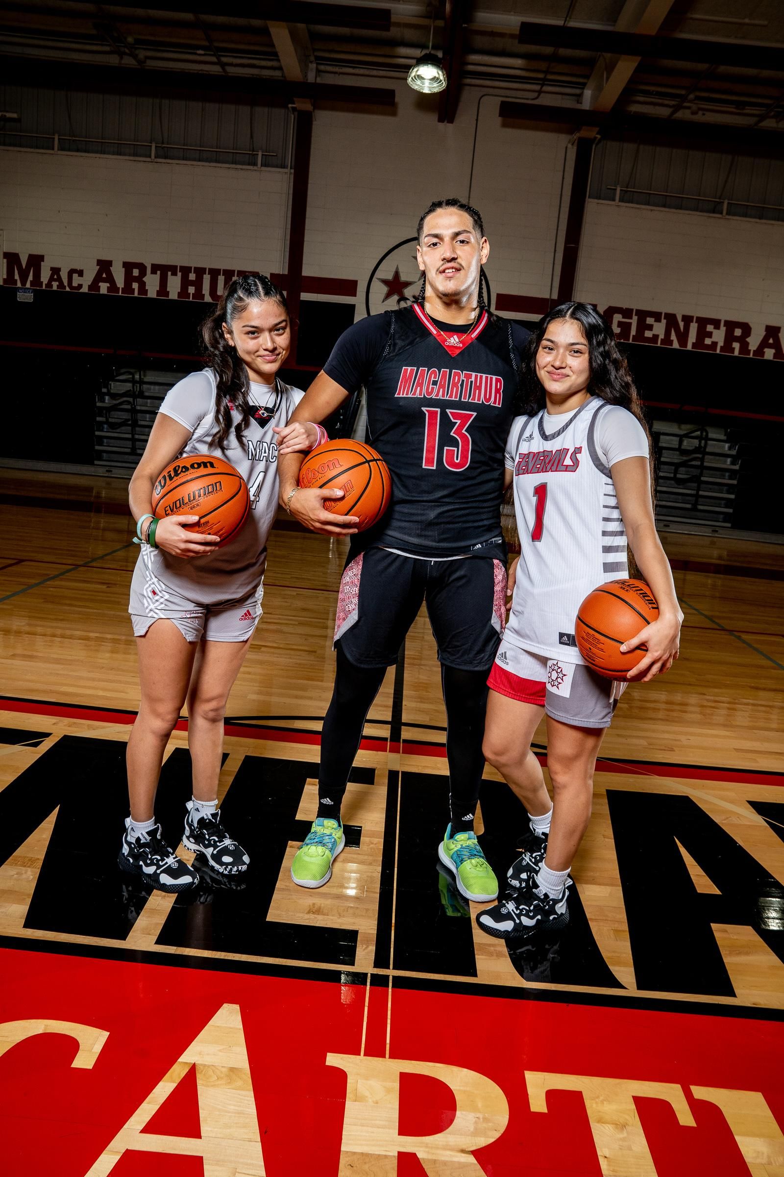 FAMILY DYNAMIC: Rebolledo trio is first family of Aldine ISD hoops