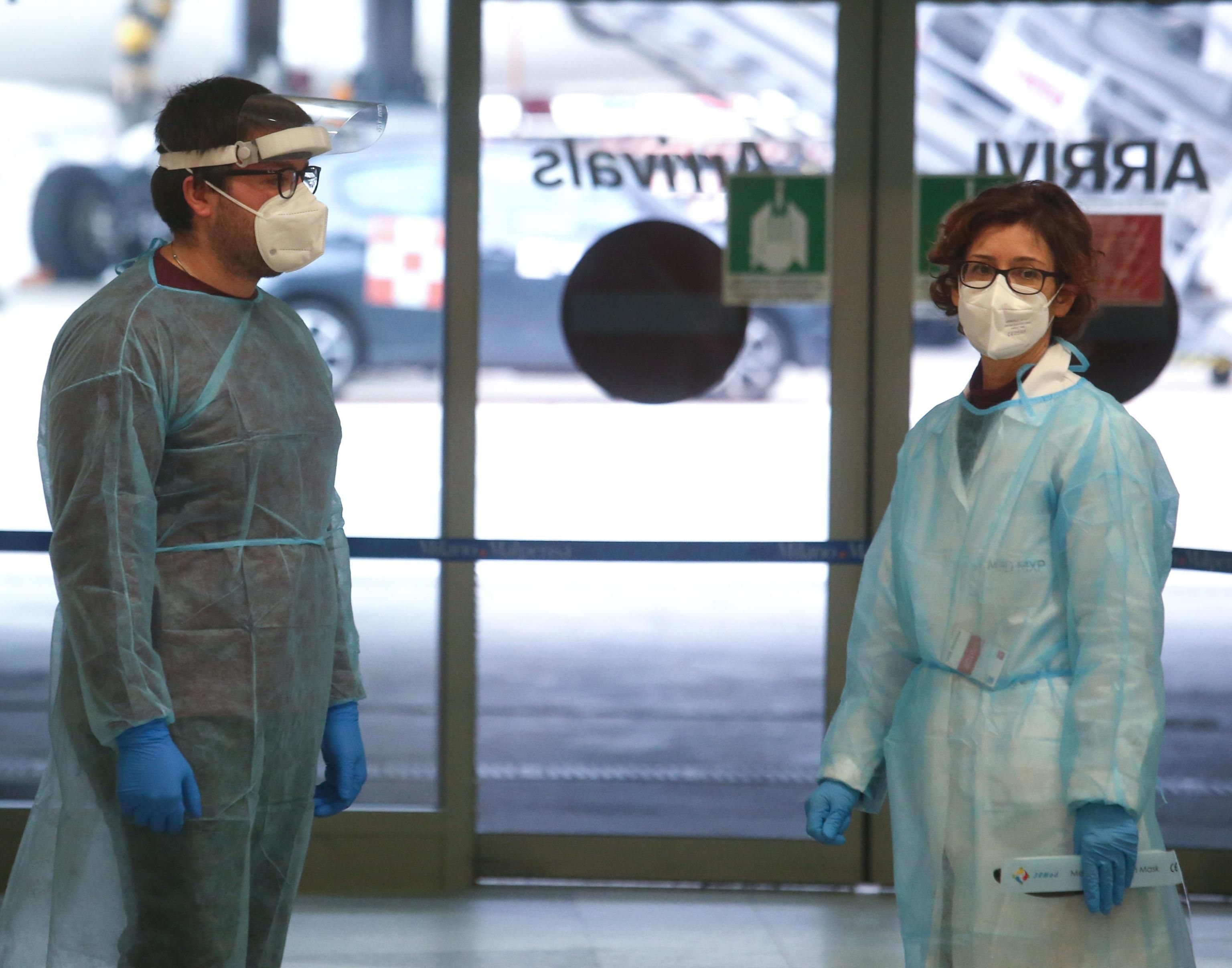 Ci risiamo con la caccia ai no vax