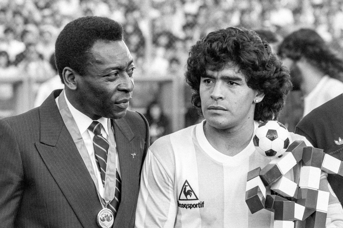 Pelé ha fatto l’ultimo dribbling. Il calcio piange la morte di «O Rei»