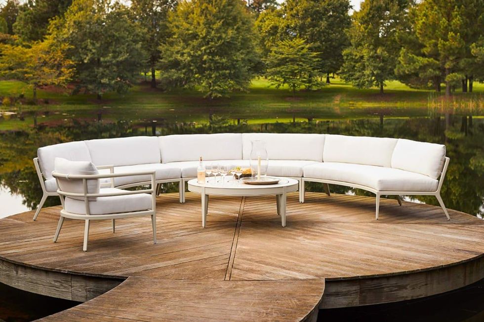 Curved Outdoor Sectional Buying Guide