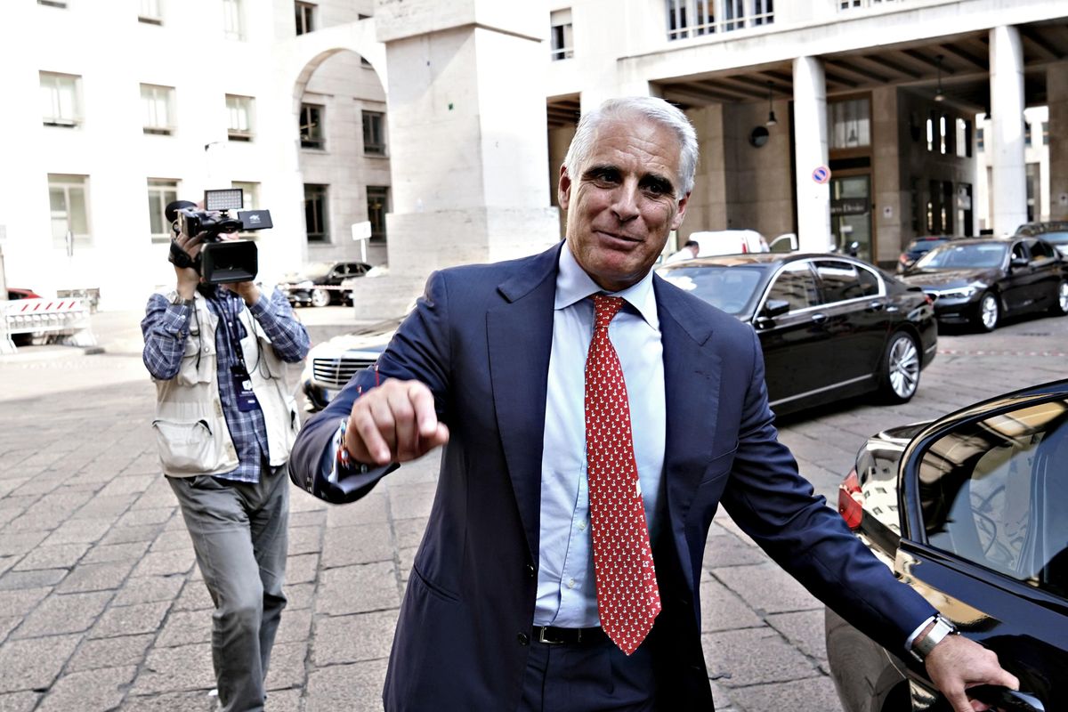 Orcel e Azimut fan rotolare teste in Amundi