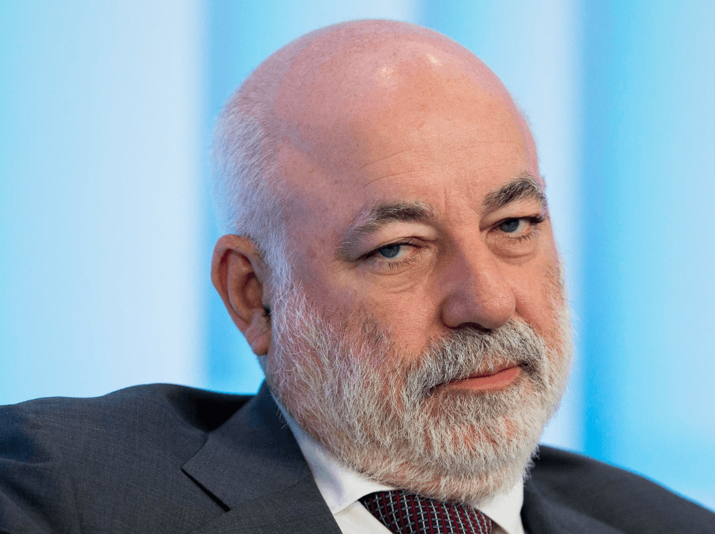 Santos Saga Features Russian Oligarch, His Bagman, And Paul Manafort