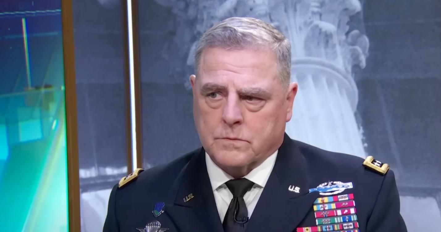 Trump Aides Mulled Courts-Martial For Retired Generals Who Criticized President