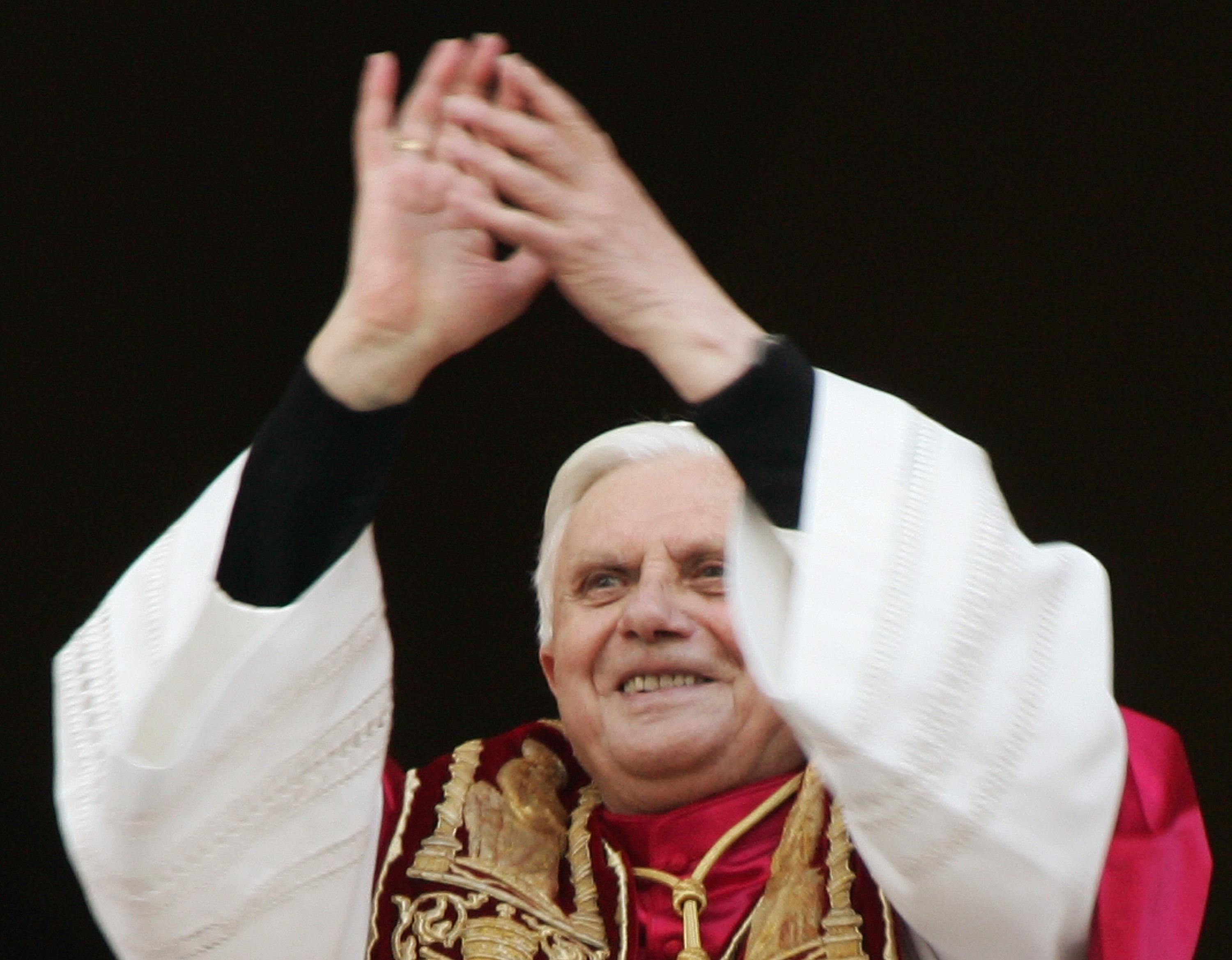 Senza la guida di Benedetto il fronte dei conservatori si perde in vecchie diatribe