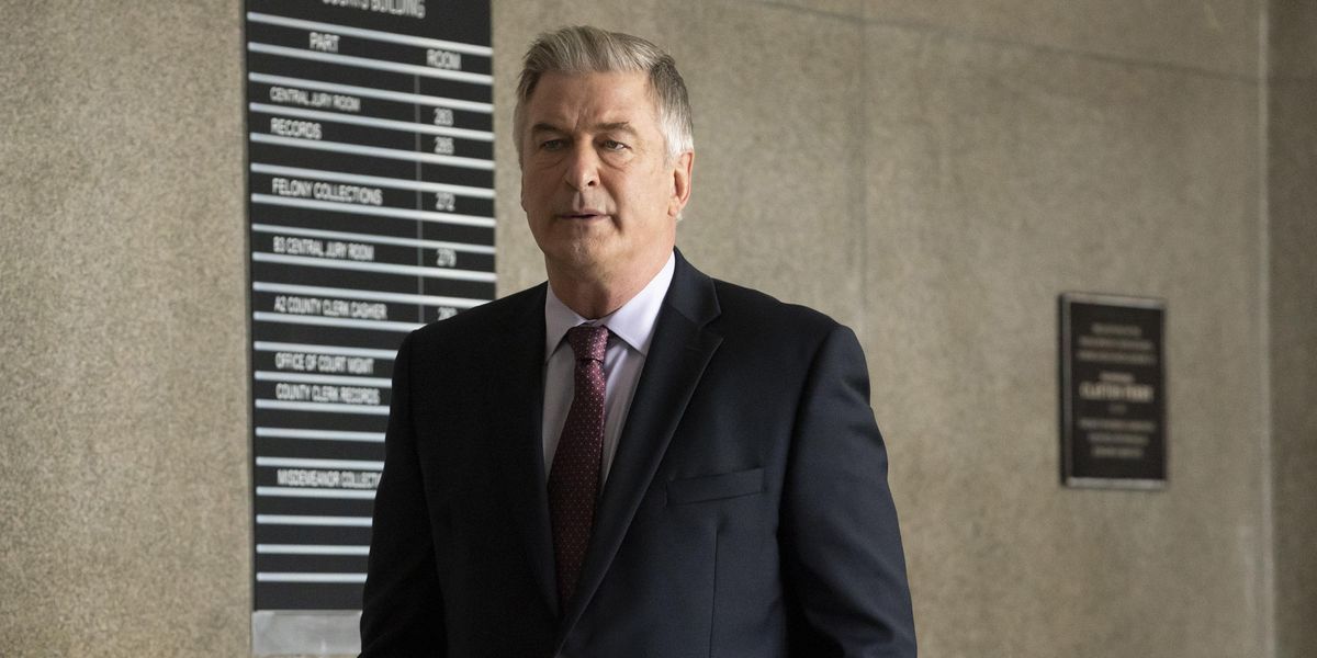 Alec Baldwin to Be Charged With Manslaughter Over 'Rust' Shooting