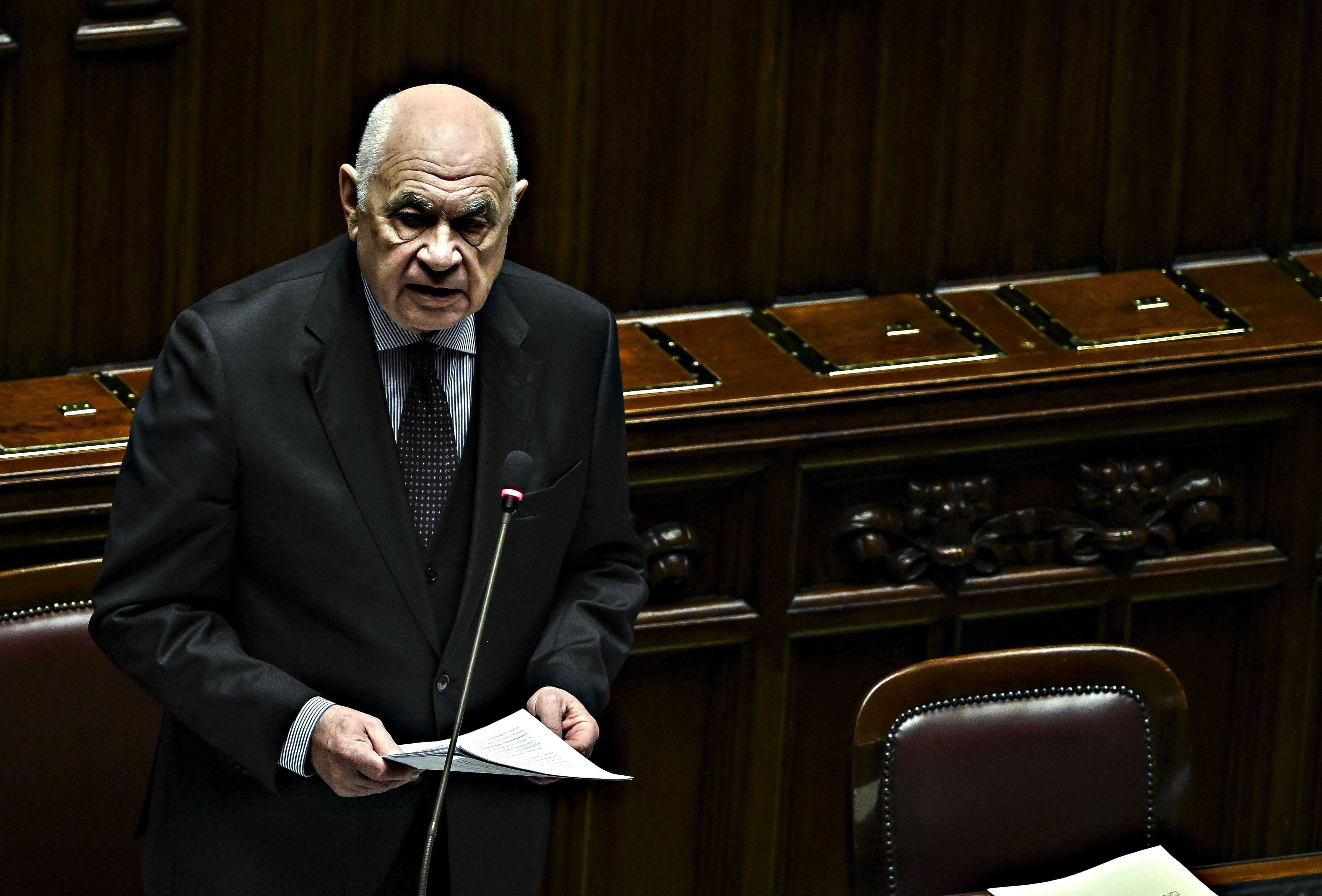 Nordio corregge la Cartabia e sulle intercettazioni dice: «L’Aula non sia supina ai pm»