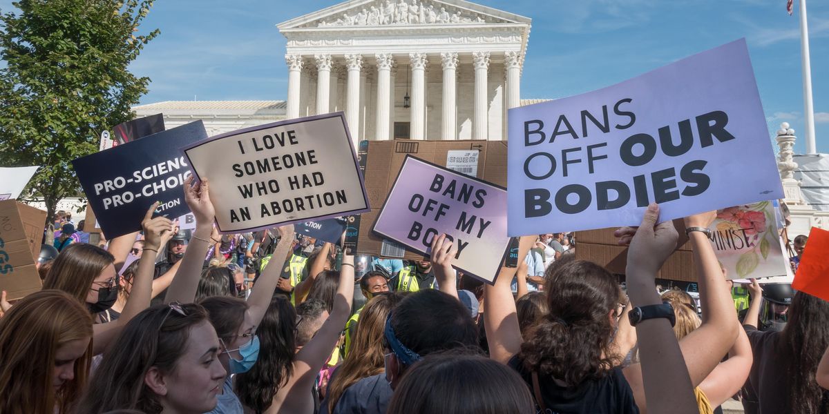 Brooklyn Museum Hosts 'Abortion Stories' on Roe v Wade Day