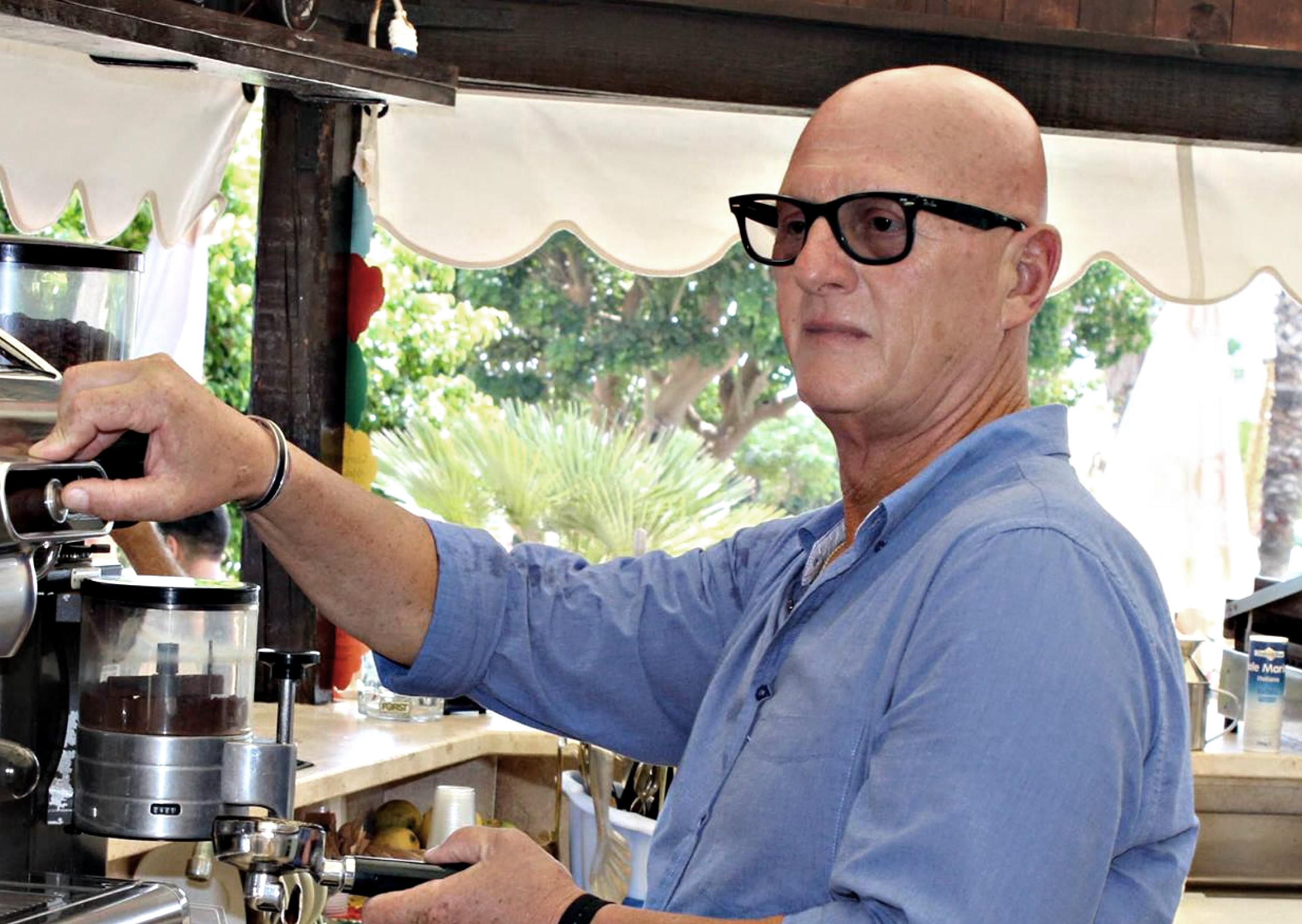 Finisce in manette pure Bonafede. Era l’alter ego di Messina Denaro