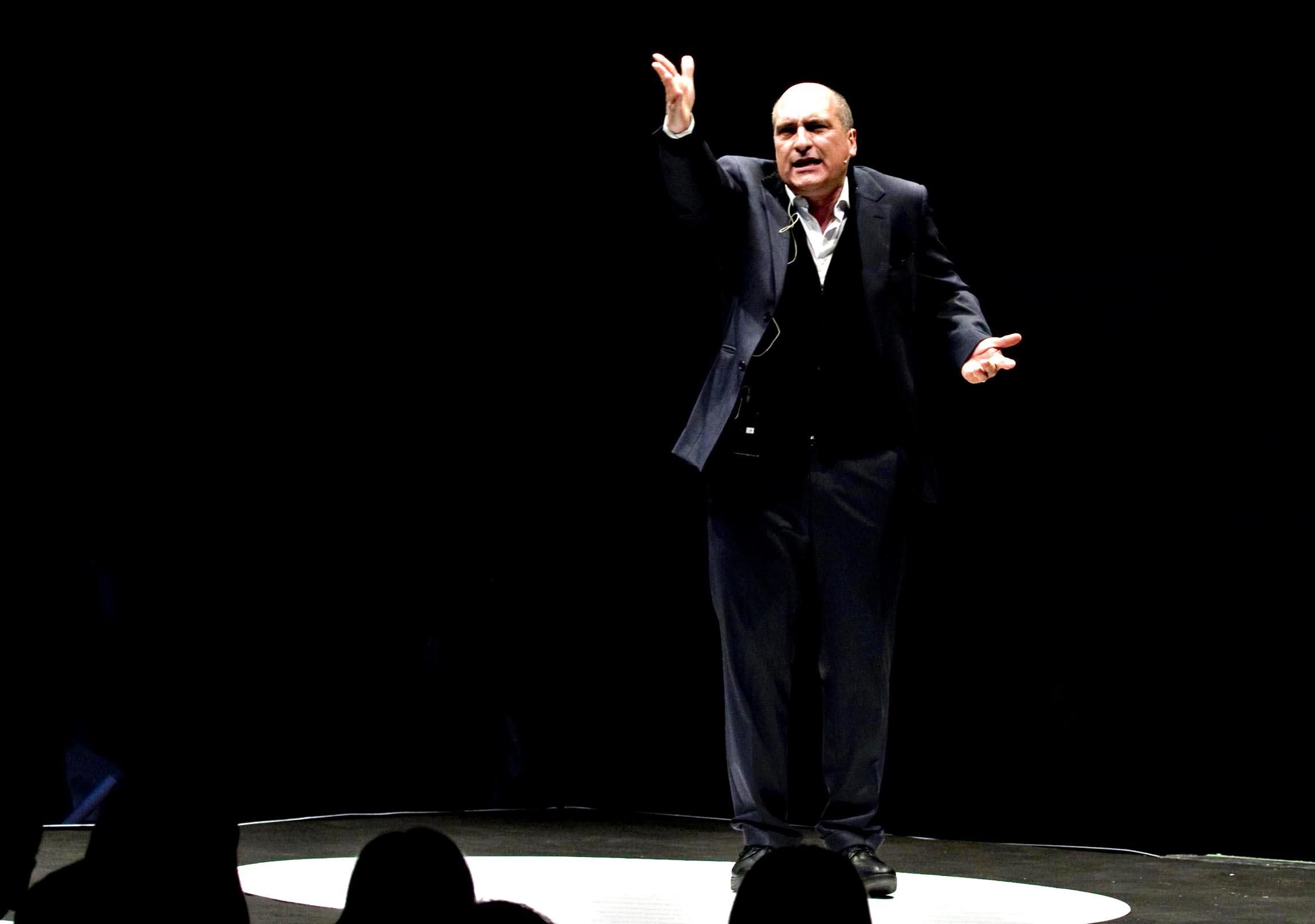 Cozzolino scarica ogni colpa su Giorgi. Il legale della Kaili: «Panzeri inaffidabile»