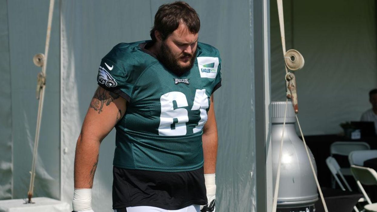 Eagles offensive lineman accused of rape and kidnapping, Super Bowl appearance in doubt