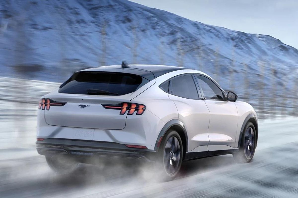 Automakers All In On New EV Battery Factories. Thanks, Joe Biden! And Joe ... Manchin?