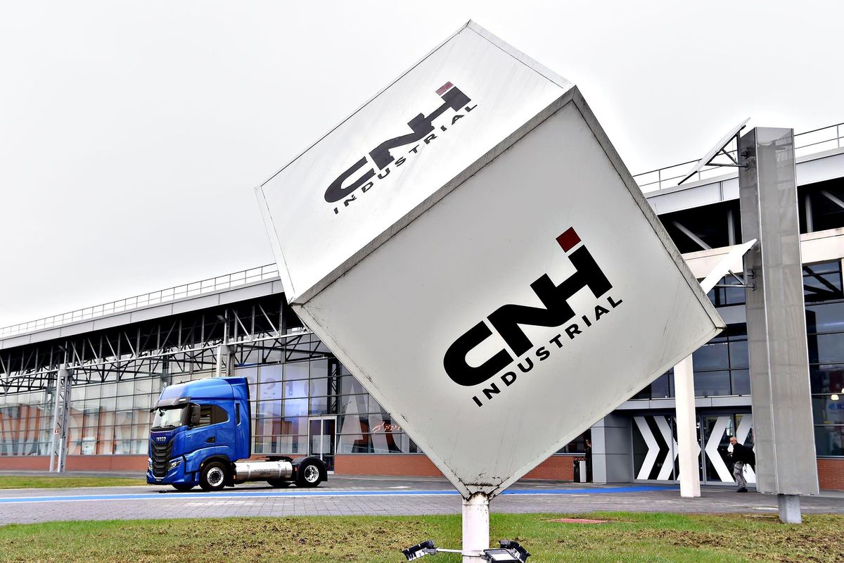 Cnh lascia Milano per Wall Street