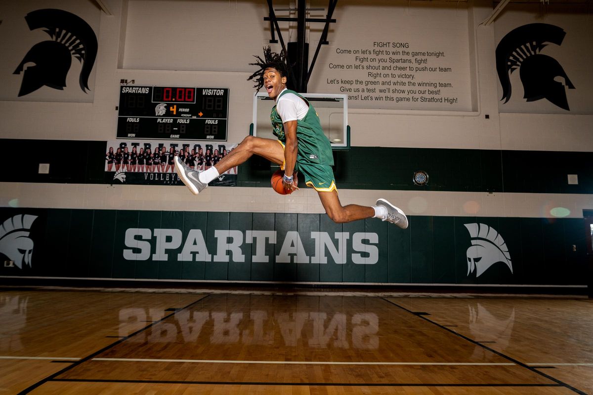 BRAGGING RIGHTS: Stratford-Memorial face off tonight on VYPE Live