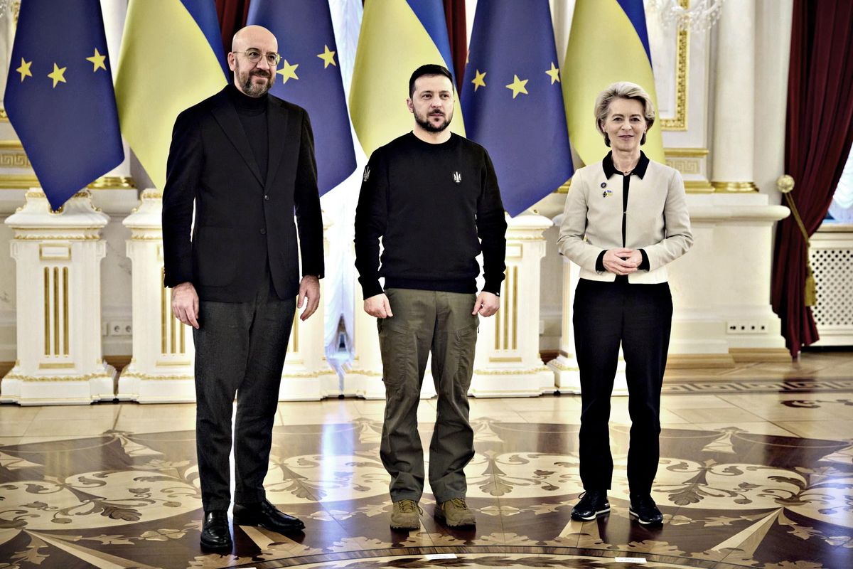 Lunga scia di purghe nel governo di Kiev: i corrotti sono decine