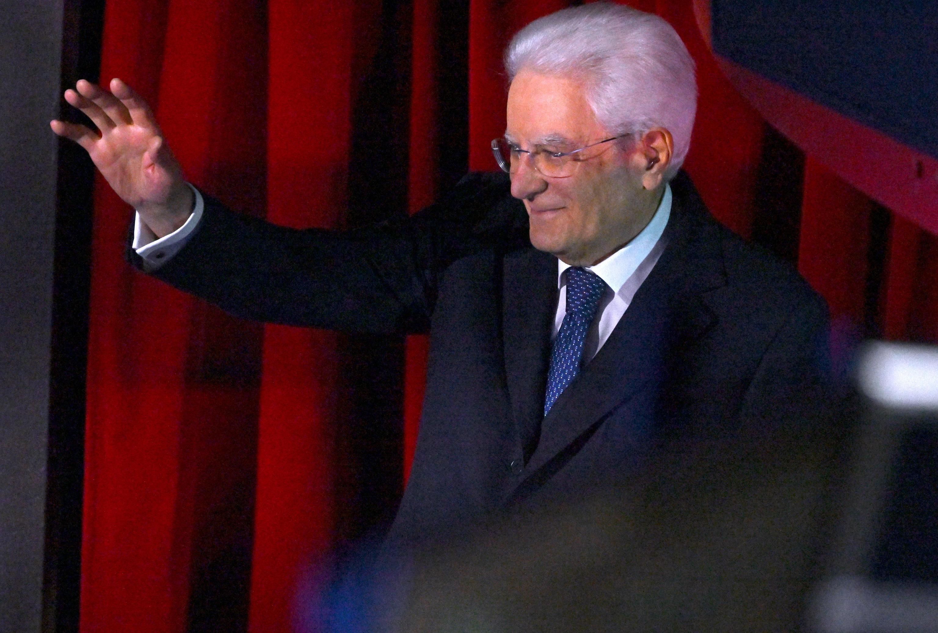 Ci mancava solo Mattarella a Sanremo