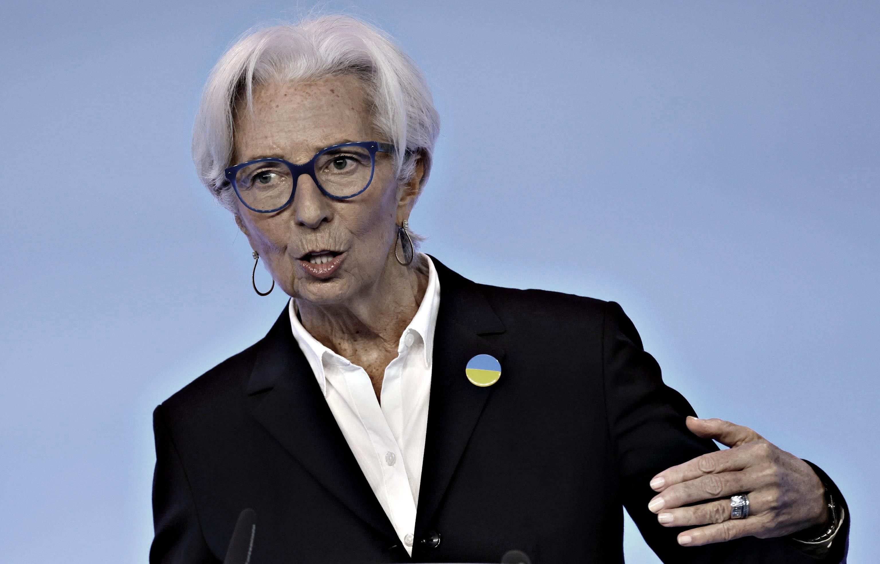 La Bce con l’aumento dei tassi vuole farci pagare gli aiuti della Germania