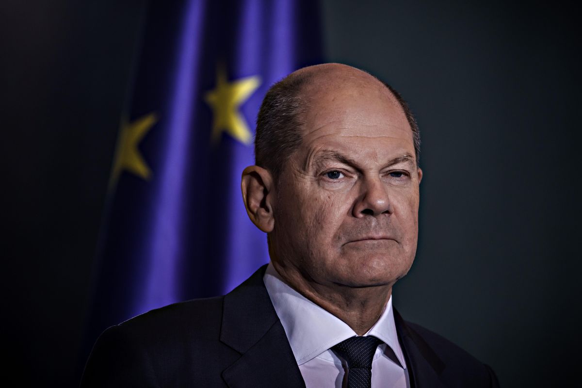 Dalla crisi energetica agli equilibri Nato: così Berlino ha ceduto ai ricatti americani