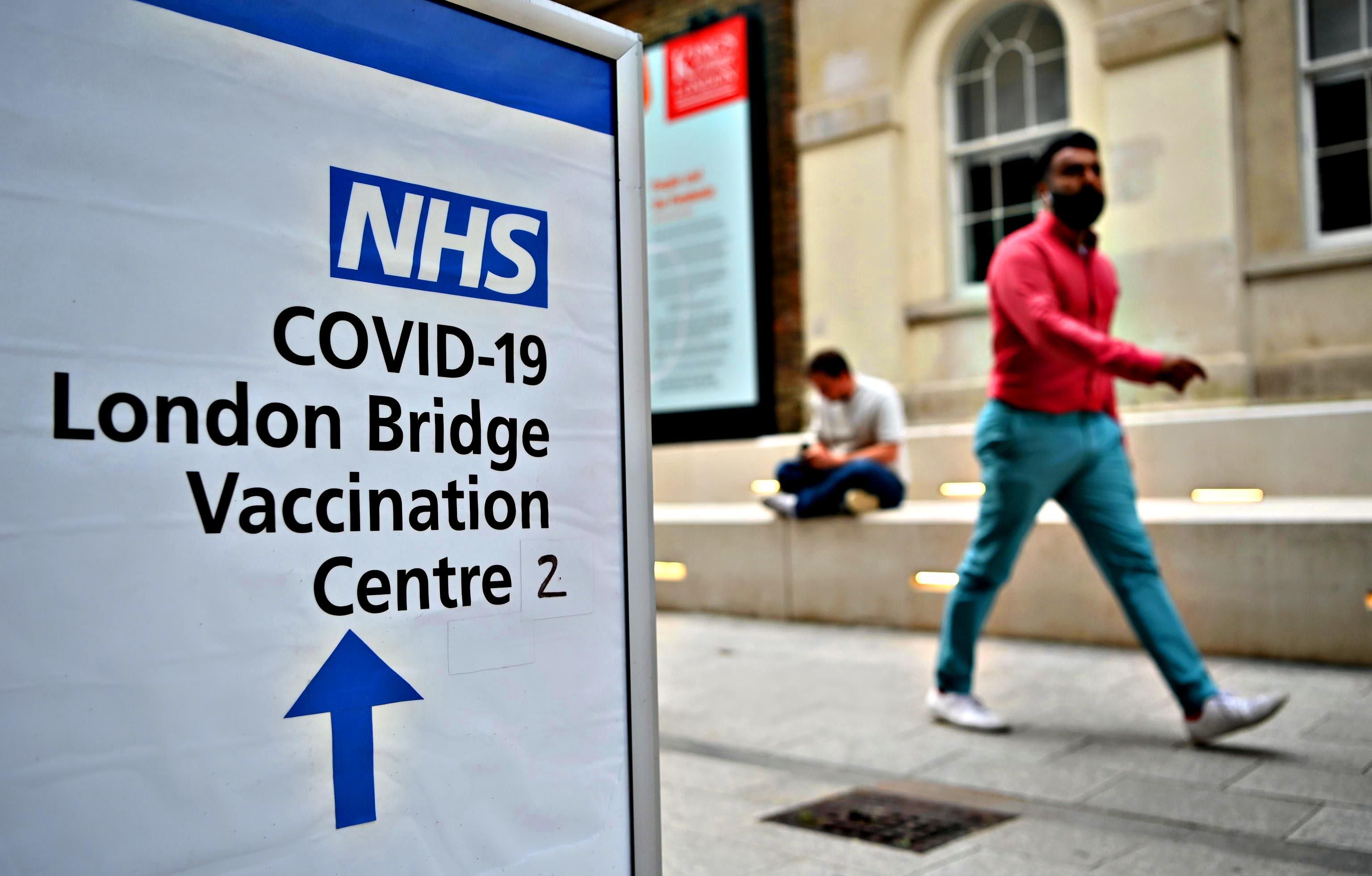 In Uk stop al booster per gli under 50. Da noi resta per tutti