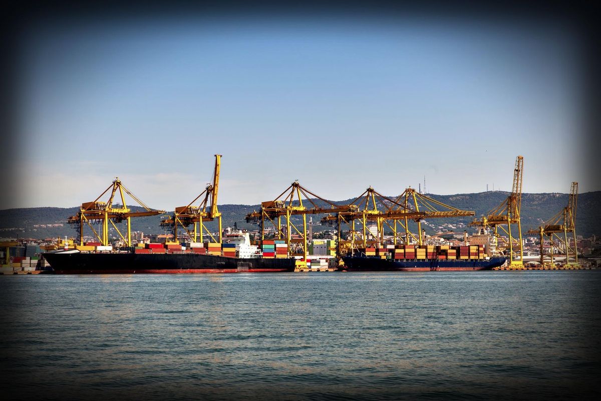 Il porto di Amburgo (cioè la Cina) conquista il terminal di Trieste