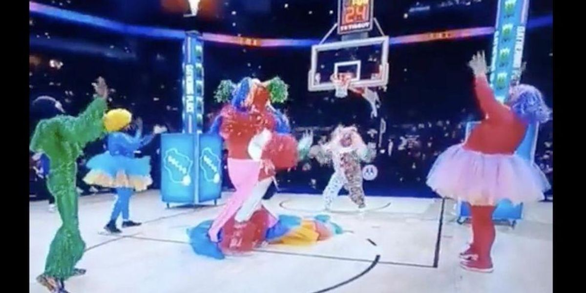 Video: Drag queens perform during the Milwaukee Bucks’ “Pride Night” halftime show. But not everyone is happy about it. Video: Drag queens perform during the Milwaukee Bucks’ “Pride Night” halftime show. But not everyone is happy about it.
