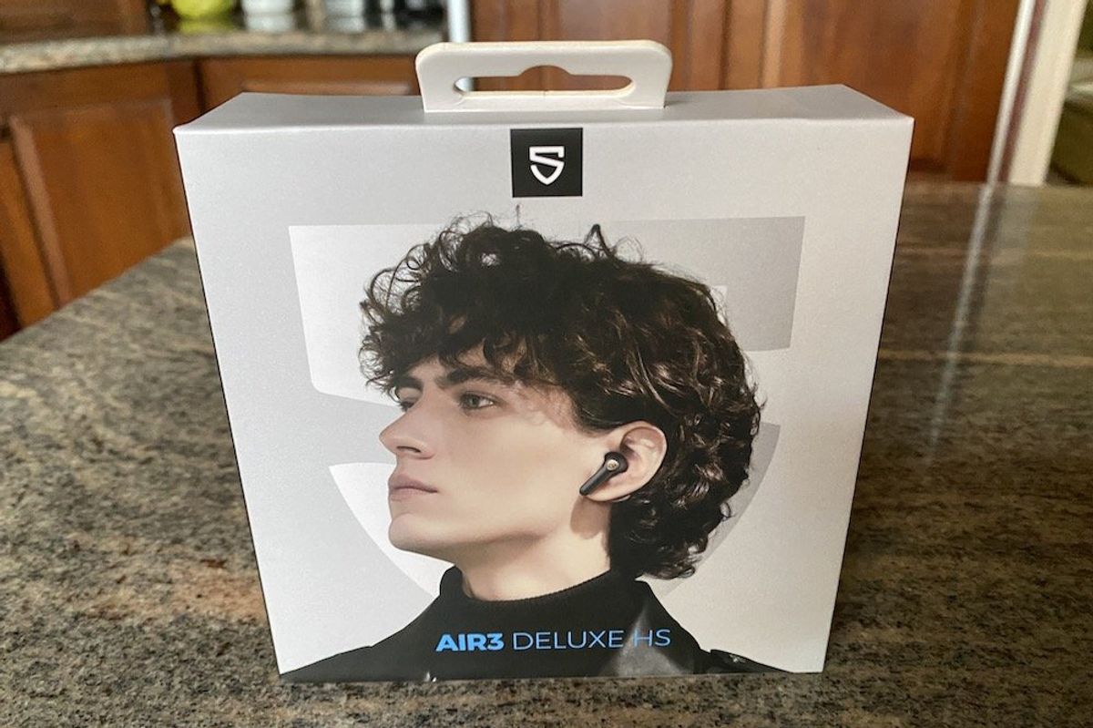 a photo of Soundpeats Air3 Deluxe HS Wireless Earbuds box