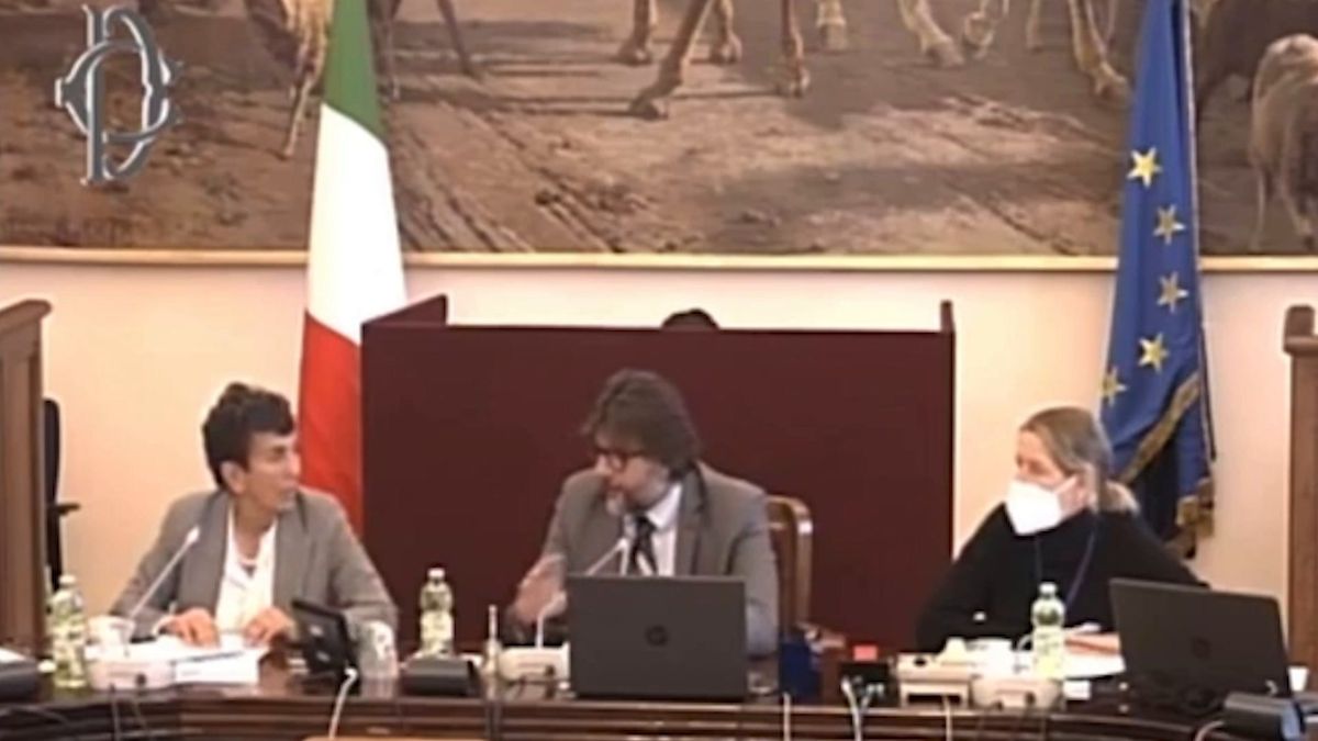 Il direttore dell'Agenzia del demanio: «Non è possibile trasformare in green il patrimonio esistente"
