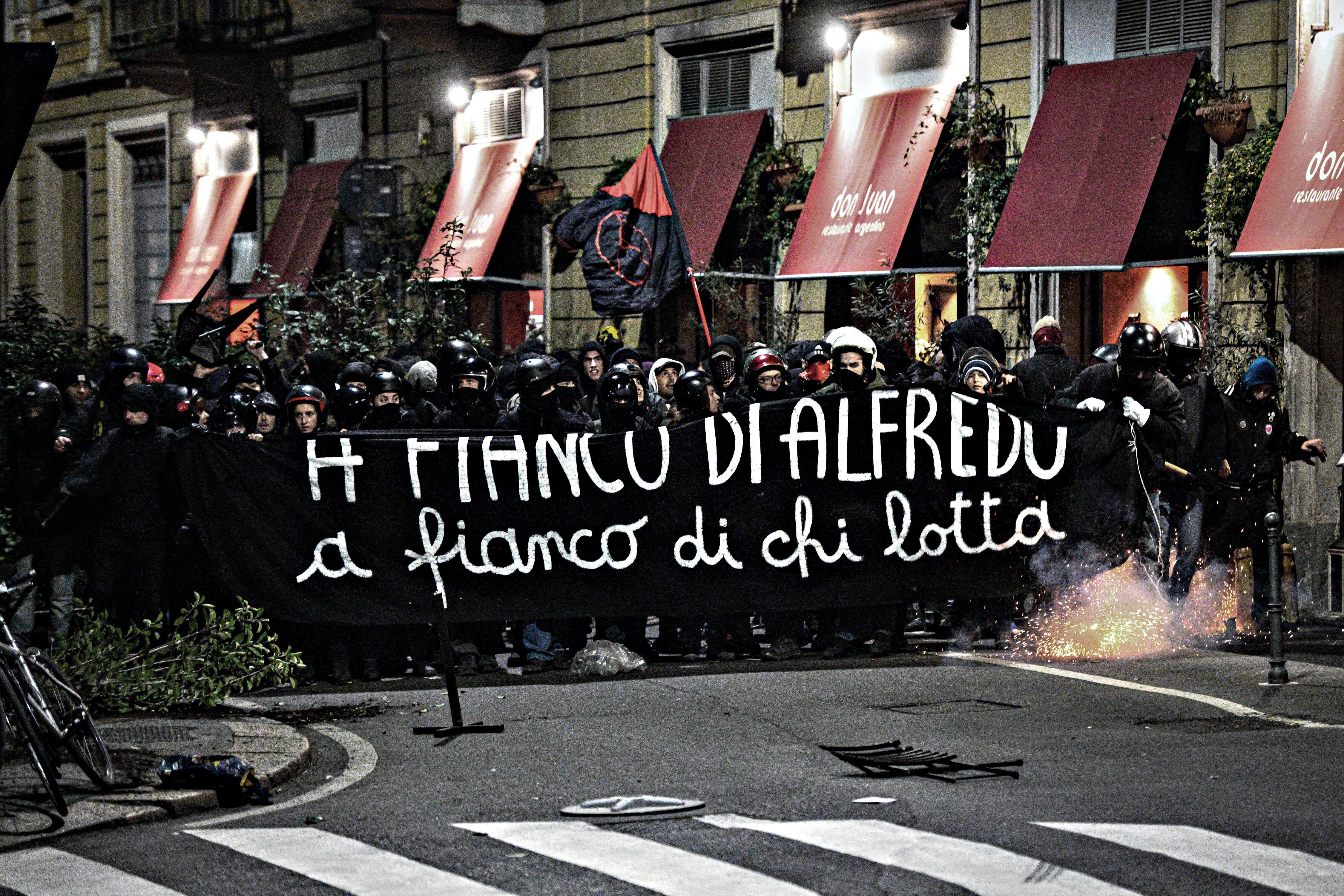 La chiamata alle armi dei terroristi: «Pronti a uccidere tre manager»