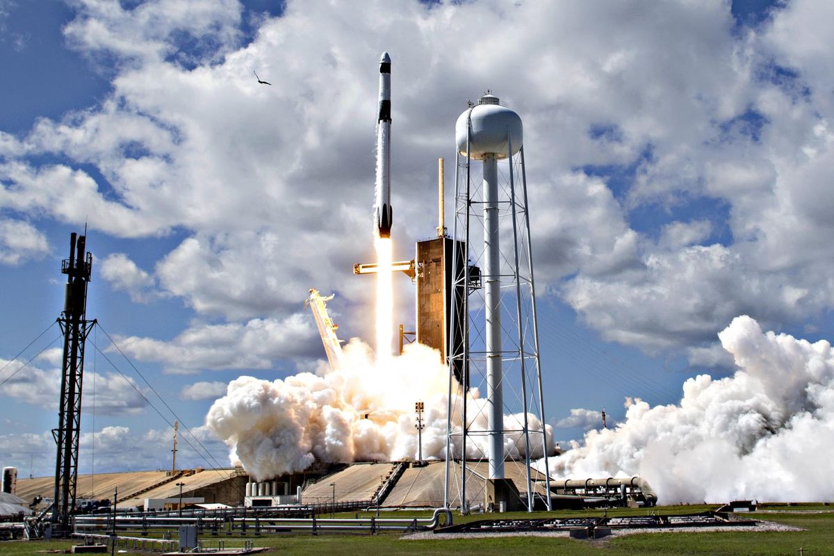 La Russia avvisa Musk e l’America. «I vostri satelliti sono bersagli»
