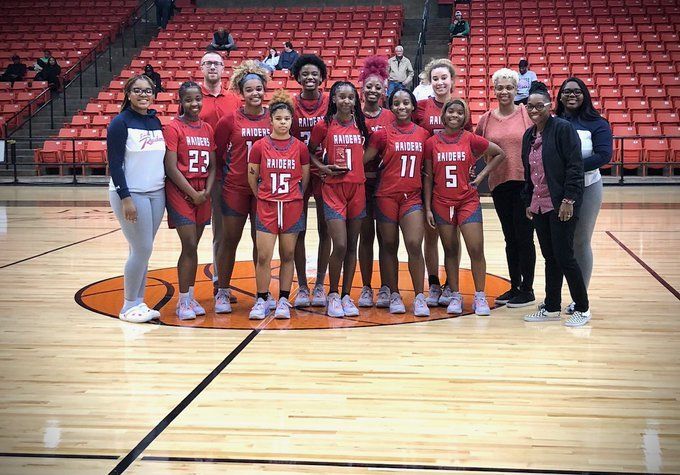 HIGHLIGHT VIDEO: Denton Ryan Lady Raiders vs. Midlothian Heritage girls hoops