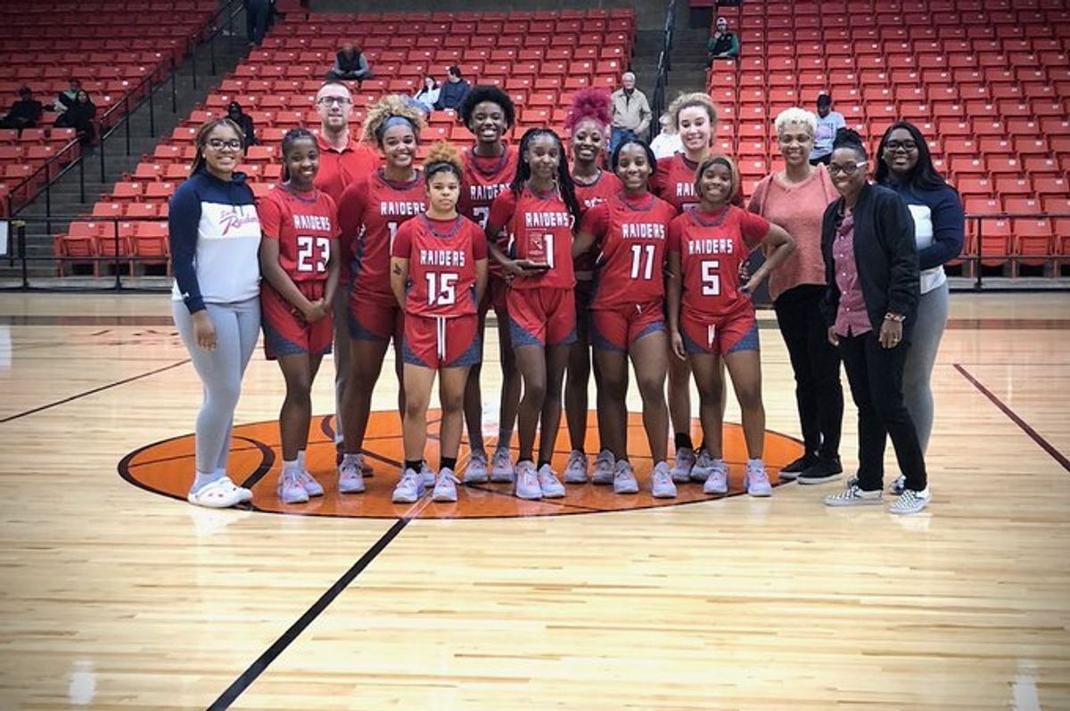 HIGHLIGHT VIDEO: Denton Ryan Lady Raiders vs. Midlothian Heritage girls hoops