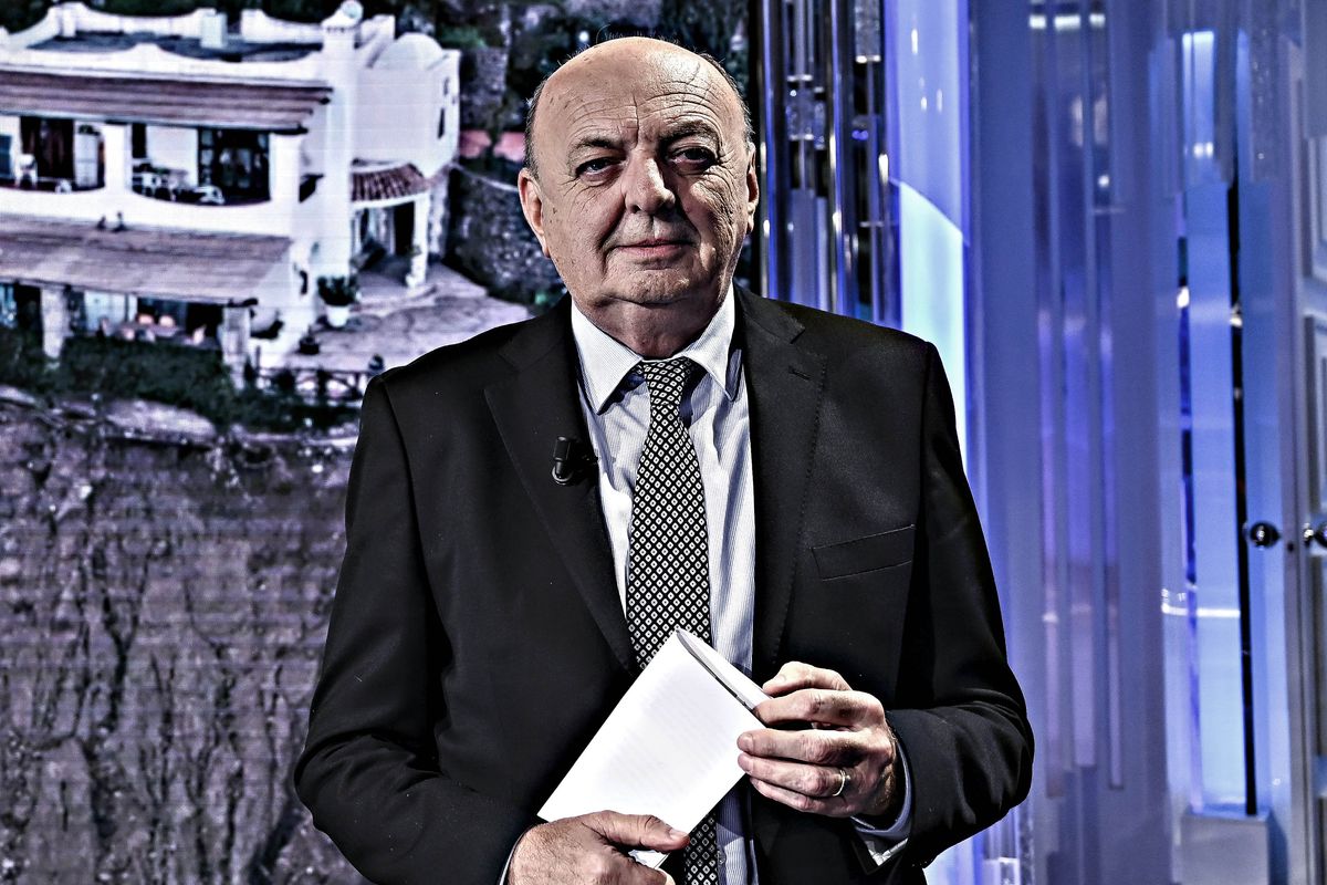 I centristi invocano una mediazione